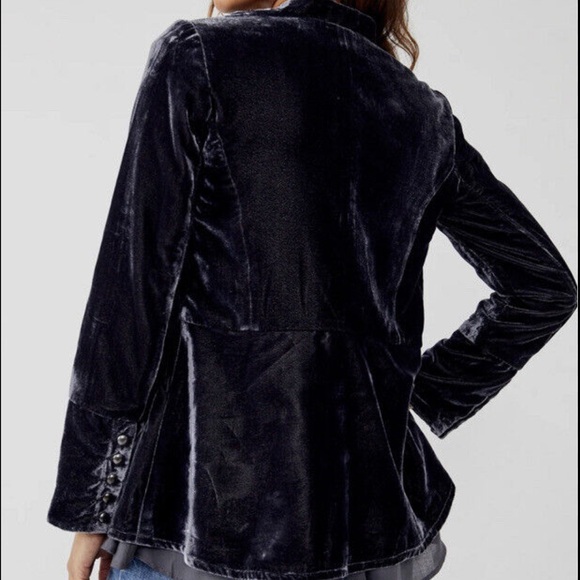 NWT FREE PEOPLE faye velvet military style jack in ebony grey size small - Picture 7 of 12